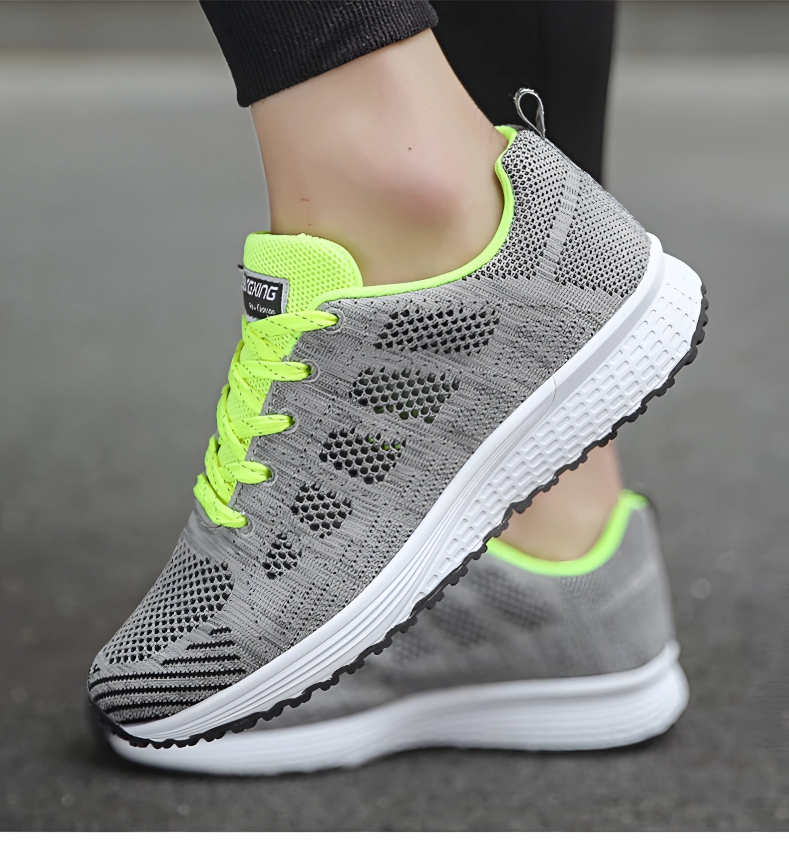 Roze Dames Sneakers: Lichtgewicht en Ademend Hardloopschoenen