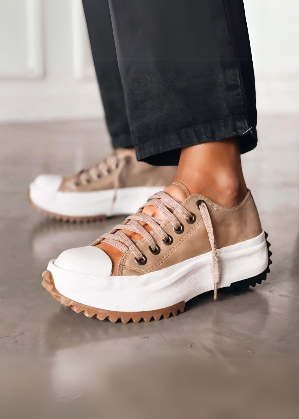 Ebba – Casual Sneakers Zonder Veters