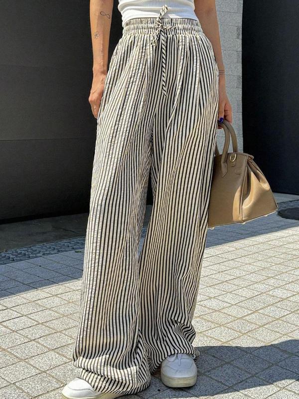 Daria – Losse Broek met Streepjes en Strik in de Taille