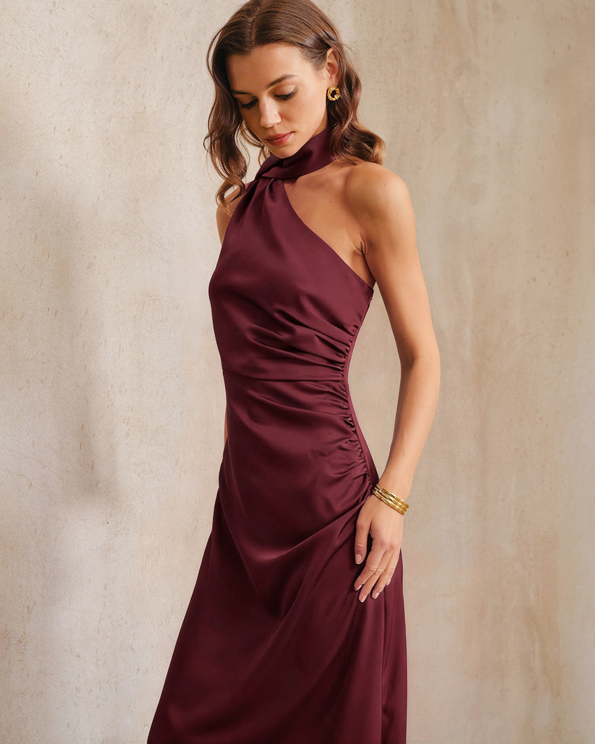 Wijnrood Satijnen One Shoulder Maxi Jurk