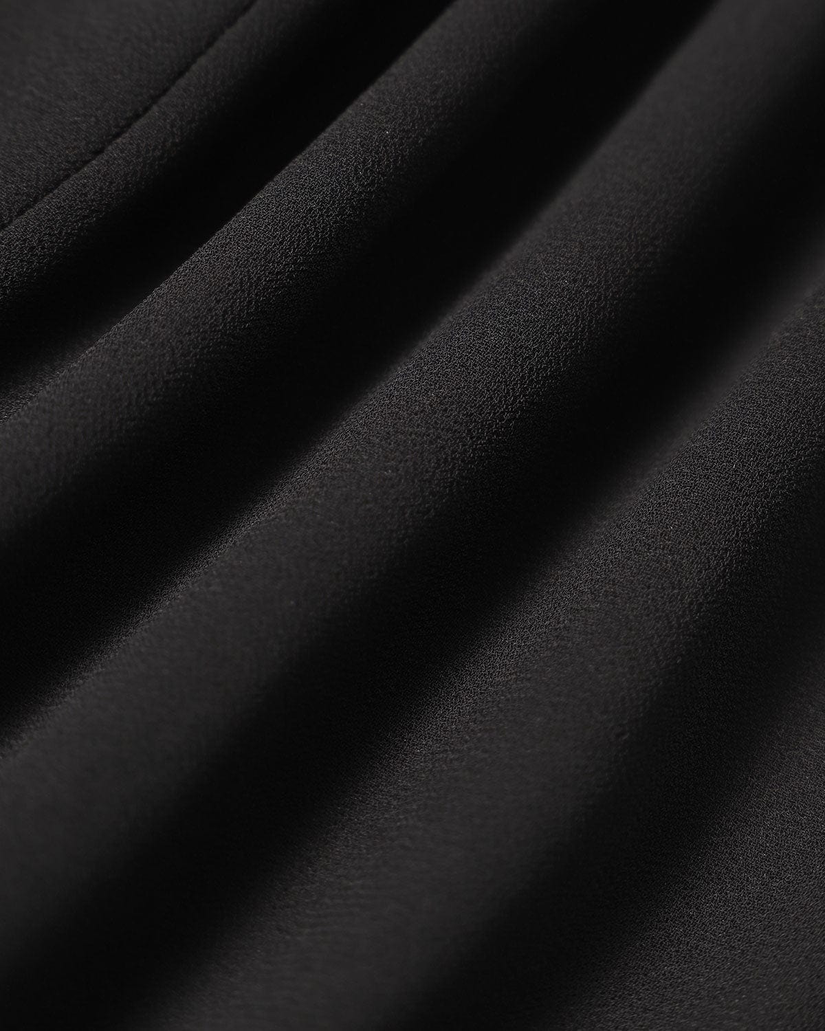 De Zwarte Stand Collar Sheer Slit Mini Jurk